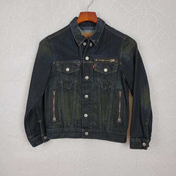 Levis Red Tab Trucker Denim Jacket Womens Medium Dark Wash Snap Closure 2 Pocket - Picture 1 of 14